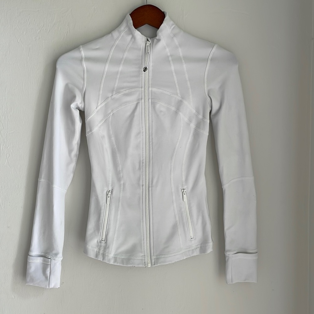 LULULEMON DEFINE WHITE ZIP UP JACKET WOMENS 2